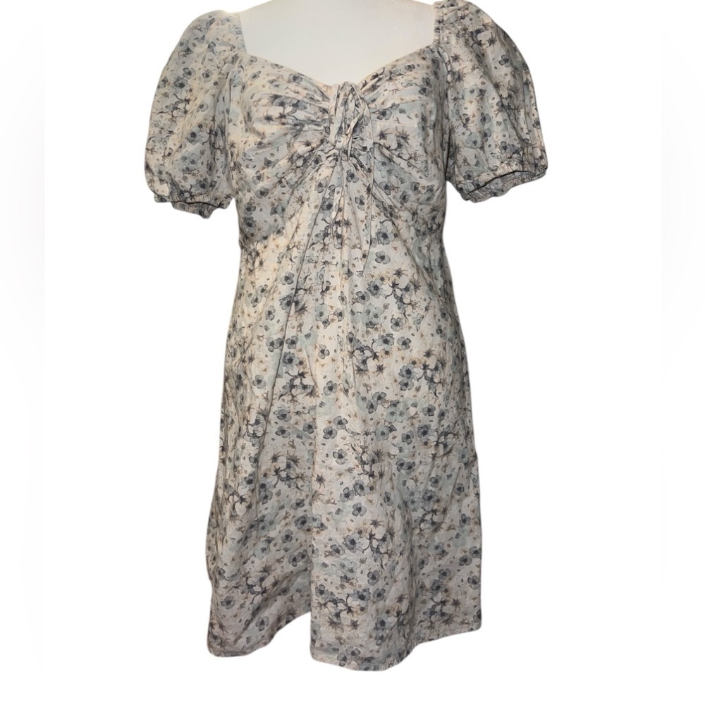 H&M Puff-Sleeved Dress Natural White Floral Size L